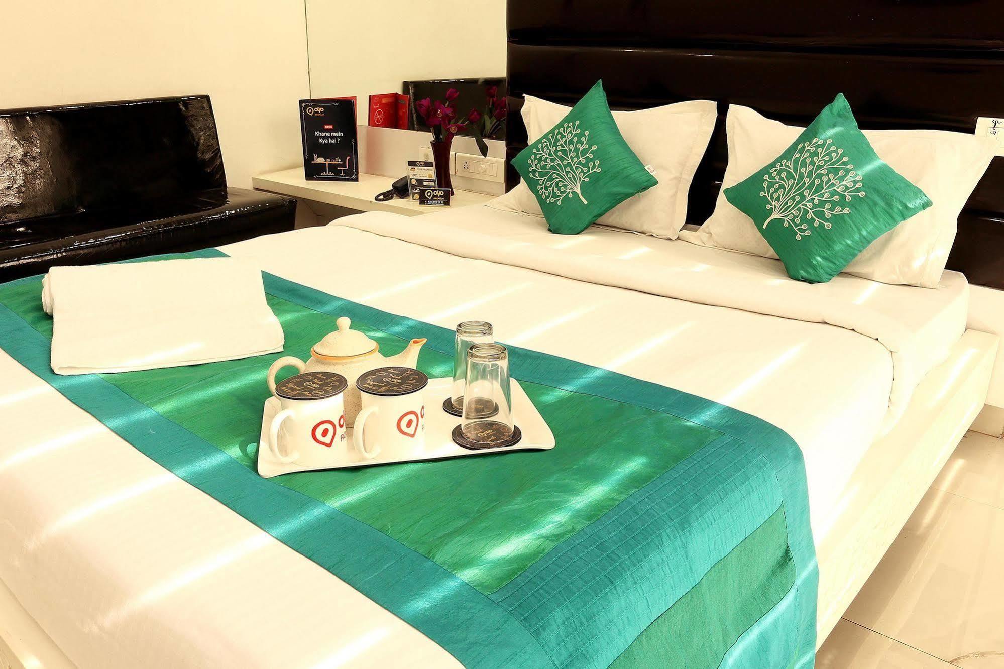 Hiland Inn Kolkata Luaran gambar